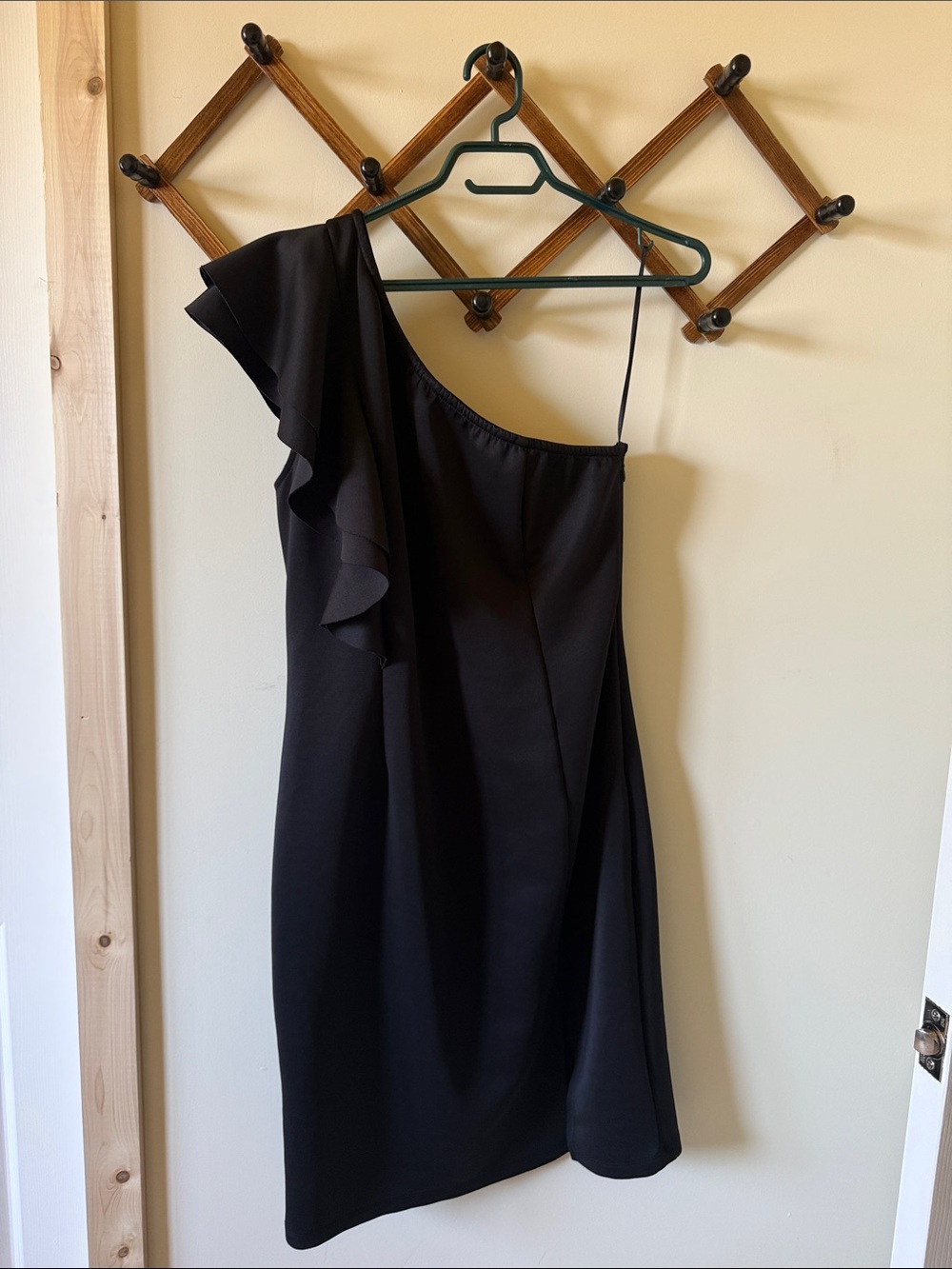 Venus One-Shoulder Ruffle Dress, Size Large